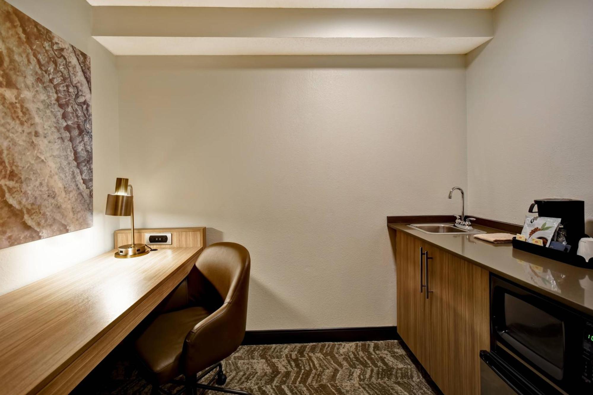 สปริงฮิลล์ สวีท แอตแลนตา เคนเนซอร์ Hotel ภายนอก รูปภาพ